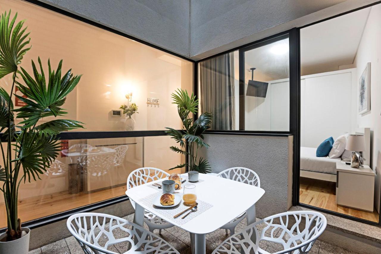 Loios 1Br Flat Downtown By Lovelystay Porto Exterior photo